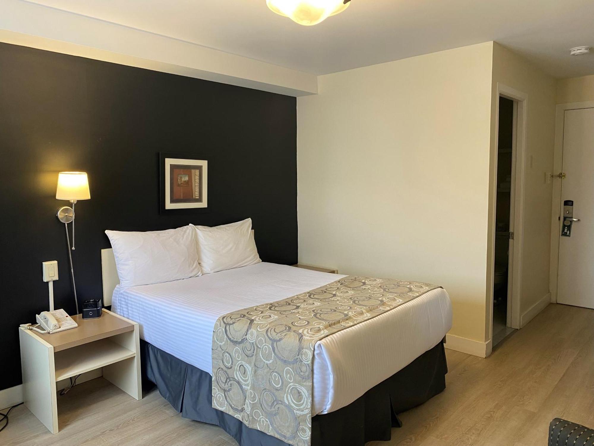 Hotel Centre-Ville มอนท์มักนี ภายนอก รูปภาพ